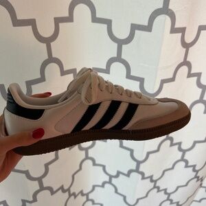 Samba sneakers